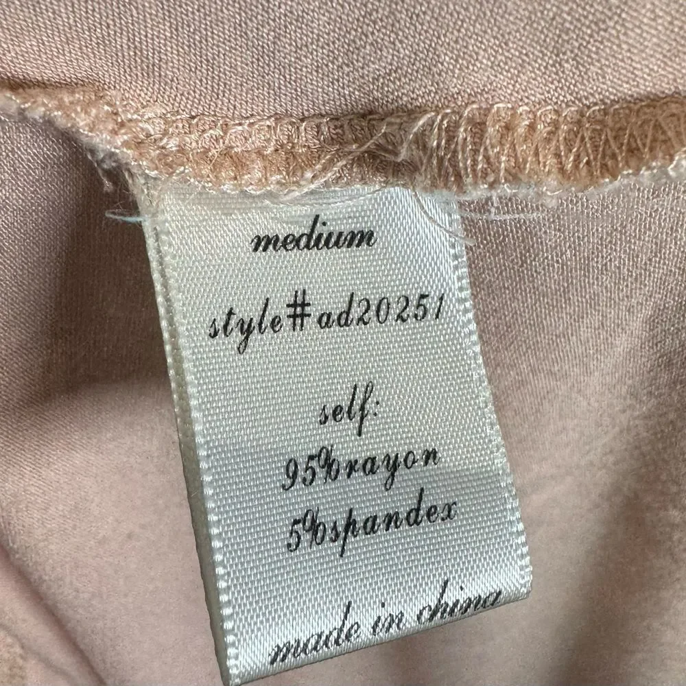Francesca’s Alya blush twisted detail racerback shift dress size medium